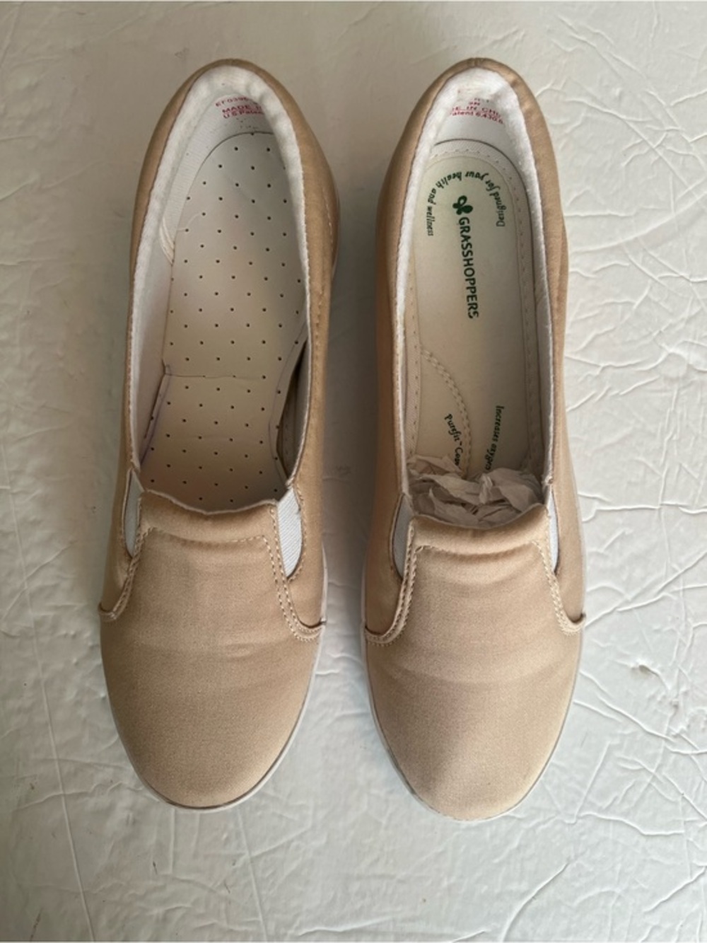 Grasshoppers Beige Slip-On Canvas Sneakers Size 9N